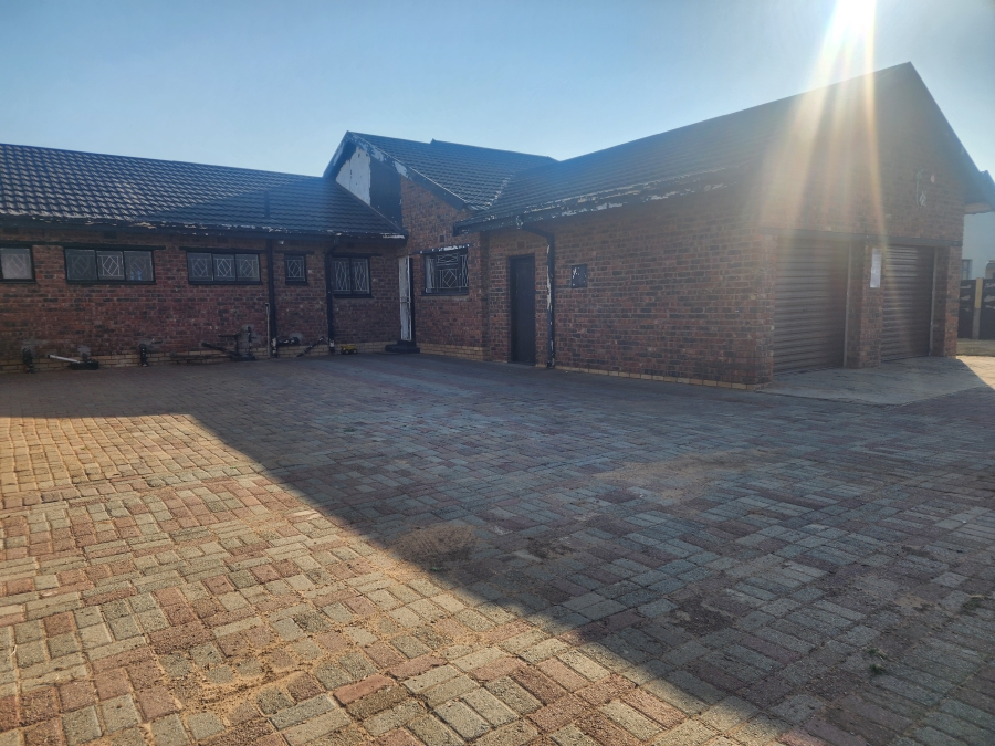 3 Bedroom Property for Sale in Riebeeckstad Free State